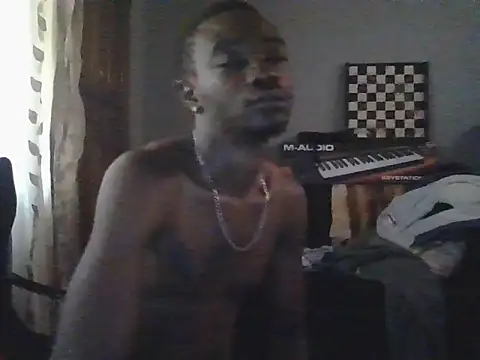 Snapshot of SowetoR500 chatting on 05-17-26, 06:35 SowetoR500 online show from 05-17-26, 06:35