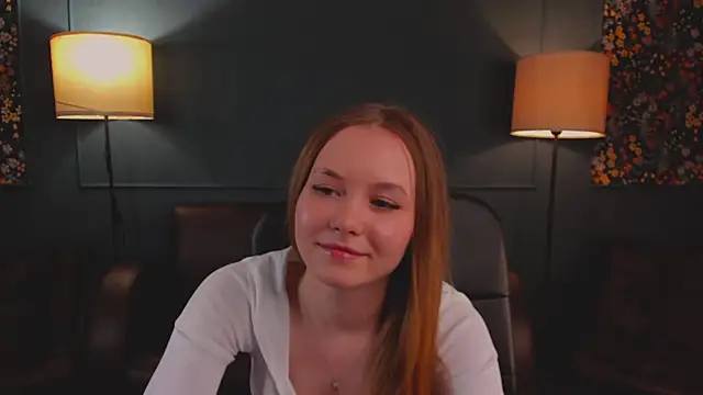 Snapshot of FloraLarsson chatting on 05-02-26, 03:50 FloraLarsson online show from 05-02-26, 03:50
