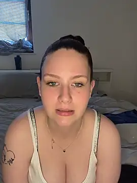 CuteBeaX online show from 05-26-26, 05:44