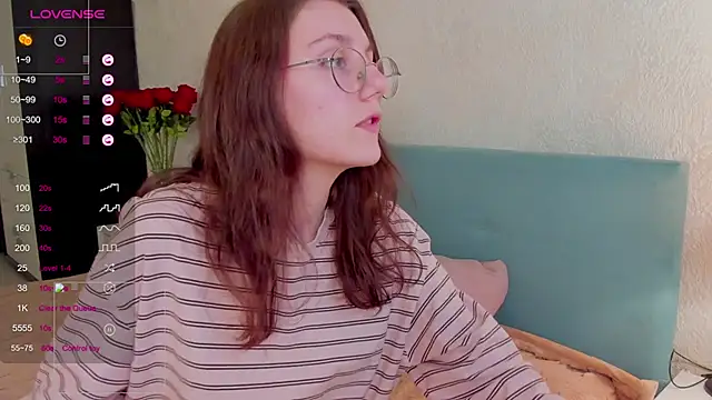 Snapshot of iMagdaLunna chatting on 05-15-26, 07:50 iMagdaLunna online show from 05-15-26, 07:50