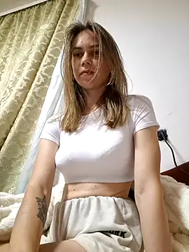 Lisahoppii online show from 05-21-26, 06:05