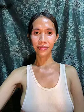 lovelyRAIN143 online show from 04-29-26, 08:04