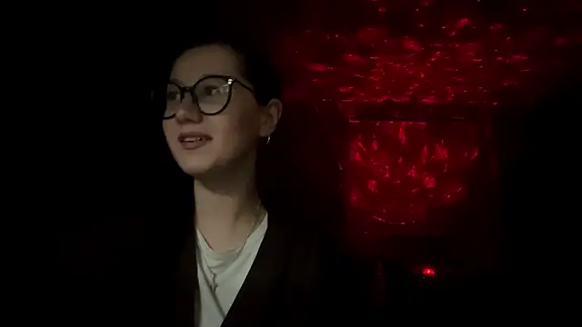 AdelleBaggenstoss online show from 04-30-26, 08:57