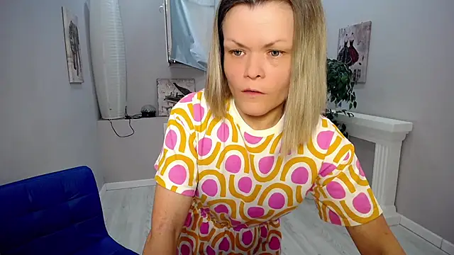 wild temptation  online show from 05-28-26, 05:15