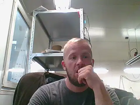 Snapshot of bardiauto chatting on 08-03-26, 04:20 bardiauto online show from 08-03-26, 04:20