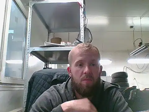 Snapshot of bardiauto chatting on 05-12-26, 04:42 bardiauto online show from 05-12-26, 04:42