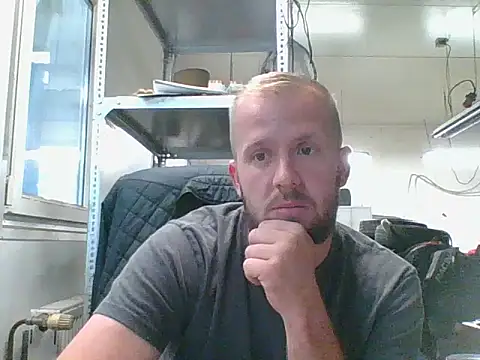 Snapshot of bardiauto chatting on 07-17-26, 04:32 bardiauto online show from 07-17-26, 04:32