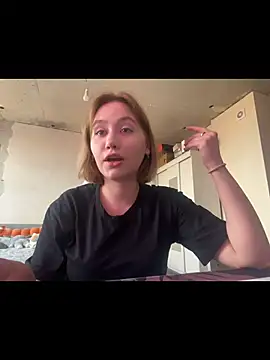 SuzieAllen online show from 04-30-26, 02:24