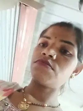 Snapshot of Khushi_lodha chatting on 06-11-26, 12:32 Khushi lodha online show from 06-11-26, 12:32