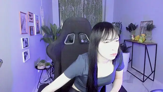 SeraphineSparda online show from 05-28-26, 11:27