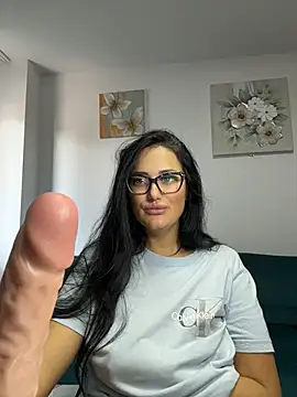Snapshot of AnyEvyy chatting on 06-04-26, 05:23 AnyEvyy online show from 06-04-26, 05:23
