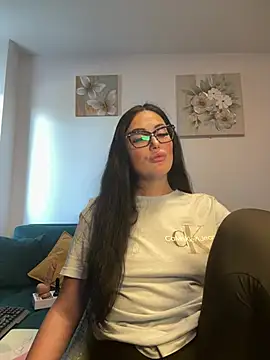 Snapshot of AnyEvyy chatting on 05-16-26, 05:06 AnyEvyy online show from 05-16-26, 05:06