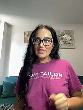 Snapshot of AnyEvyy chatting on 05-30-26, 10:10 AnyEvyy online show from 05-30-26, 10:10