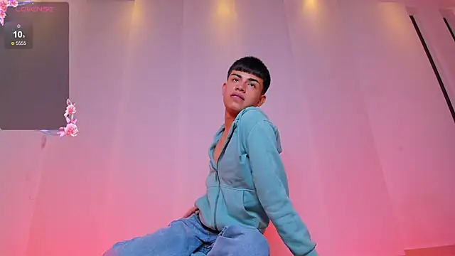 Snapshot of Asher_Young chatting on 05-19-26, 01:10 Asher Young online show from 05-19-26, 01:10