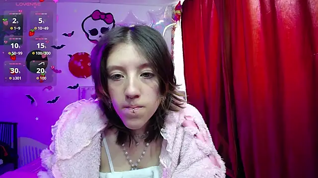 Blair y Briar online show from 06-18-26, 04:23