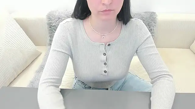Snapshot of Linabay2 chatting on 05-22-26, 06:11 Linabay2 online show from 05-22-26, 06:11