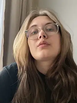 Snapshot of ecpochmak chatting on 05-16-26, 09:41 ecpochmak online show from 05-16-26, 09:41