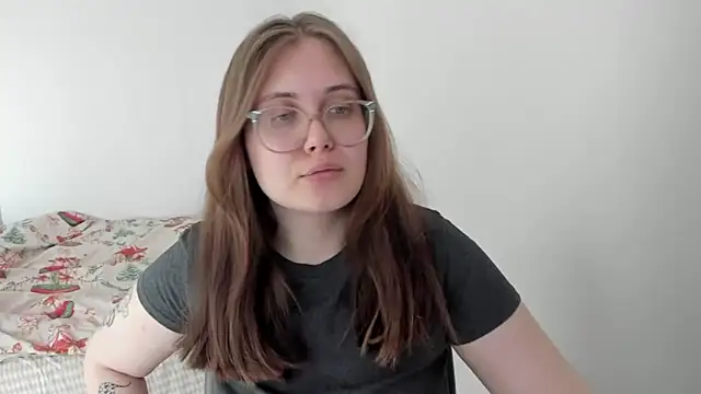 Snapshot of ecpochmak chatting on 06-02-26, 02:50 ecpochmak online show from 06-02-26, 02:50