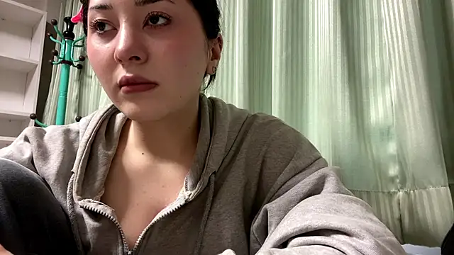 Snapshot of Sonata_Asky chatting on 05-25-26, 07:29 Sonata Asky online show from 05-25-26, 07:29