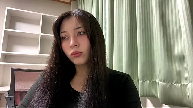Snapshot of Sonata_Asky chatting on 05-21-26, 10:18 Sonata Asky online show from 05-21-26, 10:18