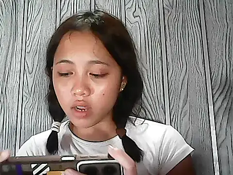 Snapshot of Yours_AsianPinayGirl18 chatting on 07-23-26, 02:03 Yours AsianPinayGirl18 online show from 07-23-26, 02:03