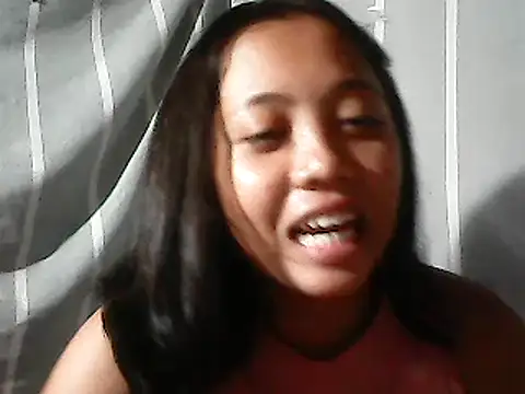 Snapshot of Yours_AsianPinayGirl18 chatting on 06-17-26, 11:31 Yours AsianPinayGirl18 online show from 06-17-26, 11:31