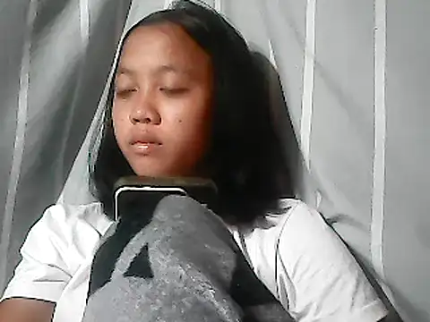 Snapshot of Yours_AsianPinayGirl18 chatting on 06-03-26, 08:57 Yours AsianPinayGirl18 online show from 06-03-26, 08:57
