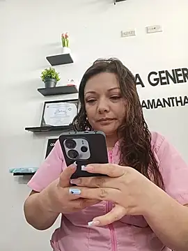 Snapshot of SAMANTHA--02 chatting on 07-06-26, 01:40 SAMANTHA--02 online show from 07-06-26, 01:40