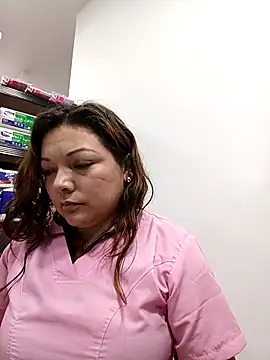 Snapshot of SAMANTHA--02 chatting on 05-11-26, 04:04 SAMANTHA--02 online show from 05-11-26, 04:04
