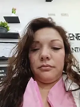 Snapshot of SAMANTHA--02 chatting on 07-18-26, 01:41 SAMANTHA--02 online show from 07-18-26, 01:41
