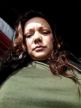 Snapshot of SAMANTHA--02 chatting on 07-25-26, 01:50 SAMANTHA--02 online show from 07-25-26, 01:50