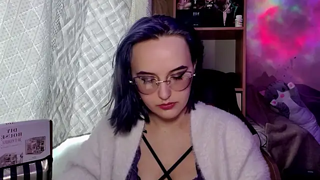 Snapshot of CobaltSoul chatting on 05-19-26, 04:47 CobaltSoul online show from 05-19-26, 04:47