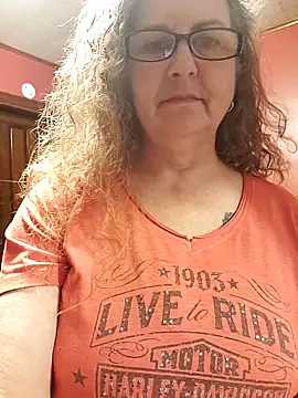 Harleygirl73 online show from 05-30-26, 12:39