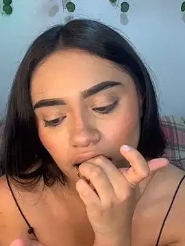 angiee boo1 online show from 05-02-26, 12:38