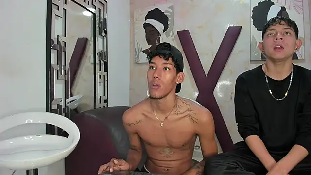 Snapshot of RED_BOYS_XXX chatting on 05-30-26, 01:50 RED BOYS XXX online show from 05-30-26, 01:50