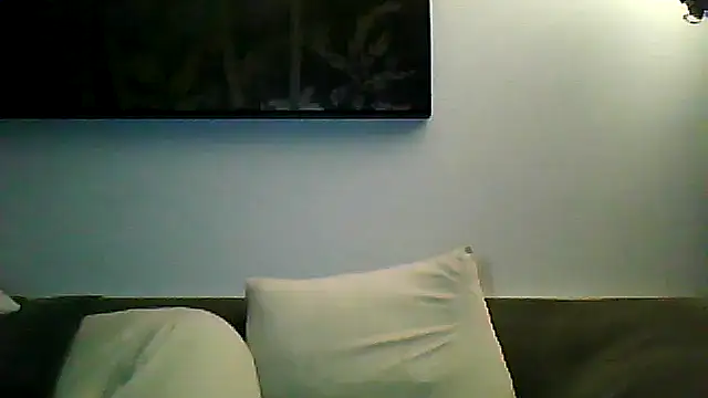 Soloyan online show from 10-25-25, 04:44