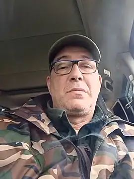 Snapshot of Soloyan chatting on 03-19-25, 11:17 Soloyan online show from 03-19-25, 11:17