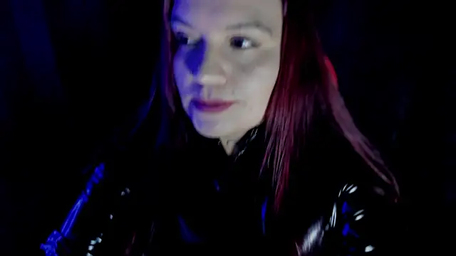 MOONDARK520 online show from 05-09-26, 03:10