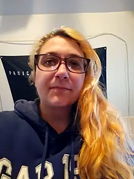 Thatonebinch online show from 05-01-26, 11:43