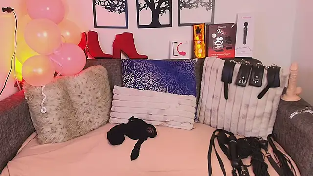 Snapshot of Angelabrowm chatting on 05-16-26, 03:16 Angelabrowm online show from 05-16-26, 03:16