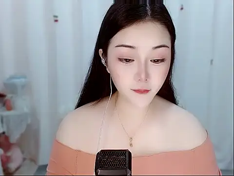 Snapshot of Amy-cnbaby chatting on 05-03-26, 01:22 Amy-cnbaby online show from 05-03-26, 01:22