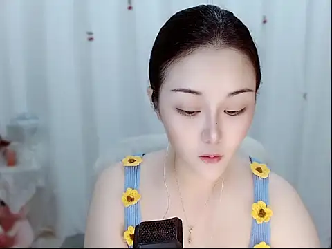 Snapshot of Amy-cnbaby chatting on 06-04-26, 01:21 Amy-cnbaby online show from 06-04-26, 01:21