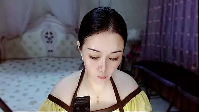 Snapshot of Amy-cnbaby chatting on 07-14-26, 02:05 Amy-cnbaby online show from 07-14-26, 02:05