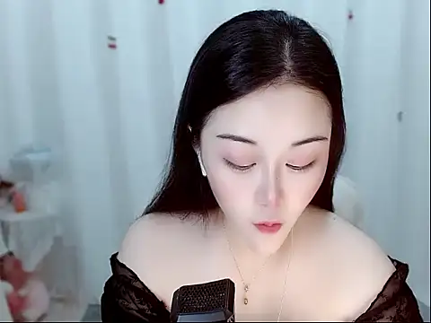 Snapshot of Amy-cnbaby chatting on 05-23-26, 01:26 Amy-cnbaby online show from 05-23-26, 01:26