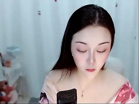 Snapshot of Amy-cnbaby chatting on 06-12-26, 01:14 Amy-cnbaby online show from 06-12-26, 01:14
