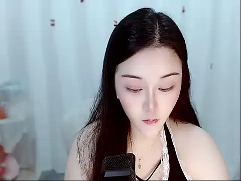 Snapshot of Amy-cnbaby chatting on 05-19-26, 01:56 Amy-cnbaby online show from 05-19-26, 01:56