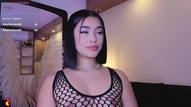 Snapshot of Chloe_monroee chatting on 06-15-26, 03:18 Chloe monroee online show from 06-15-26, 03:18