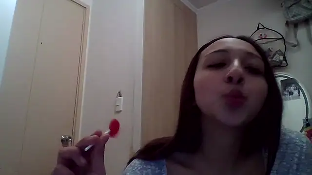 Snapshot of 010874 chatting on 07-06-26, 04:19 010874 online show from 07-06-26, 04:19