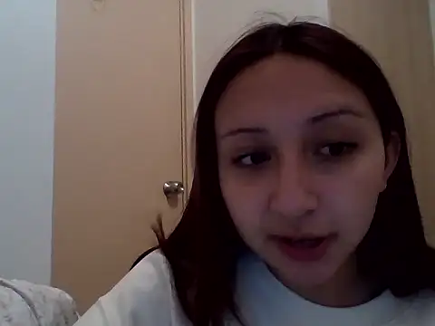 Snapshot of 010874 chatting on 05-31-26, 05:35 010874 online show from 05-31-26, 05:35