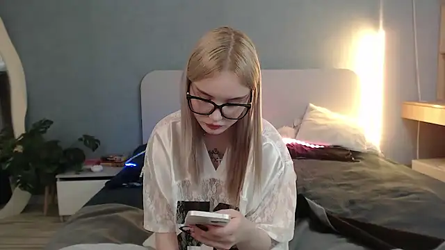 Angel Share online show from 05-27-26, 01:57